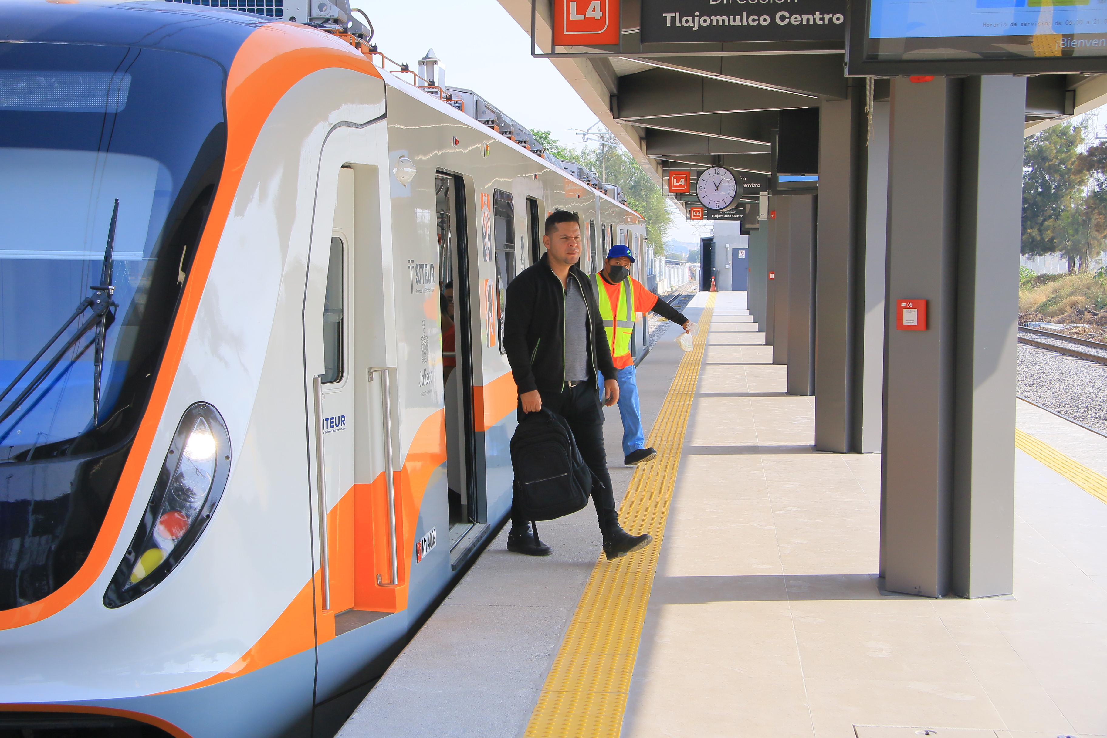 30-dic-2025--siteur--concluye-servicio-gratuito-de-lnea-4-en-sus-primeras-dos-semanas-de-operacin_55011951337_o