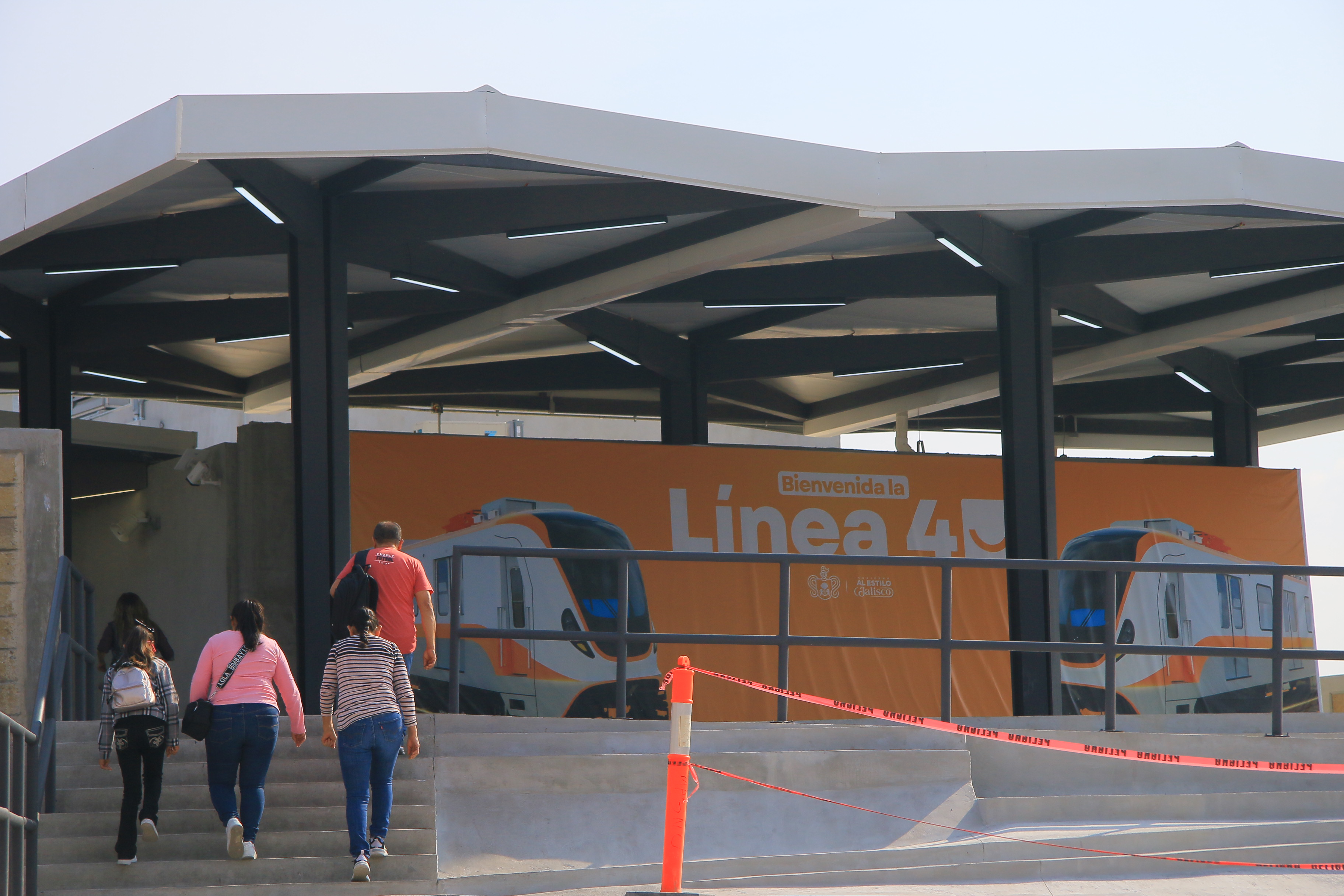 30-dic-2025--siteur--concluye-servicio-gratuito-de-lnea-4-en-sus-primeras-dos-semanas-de-operacin_55012838026_o