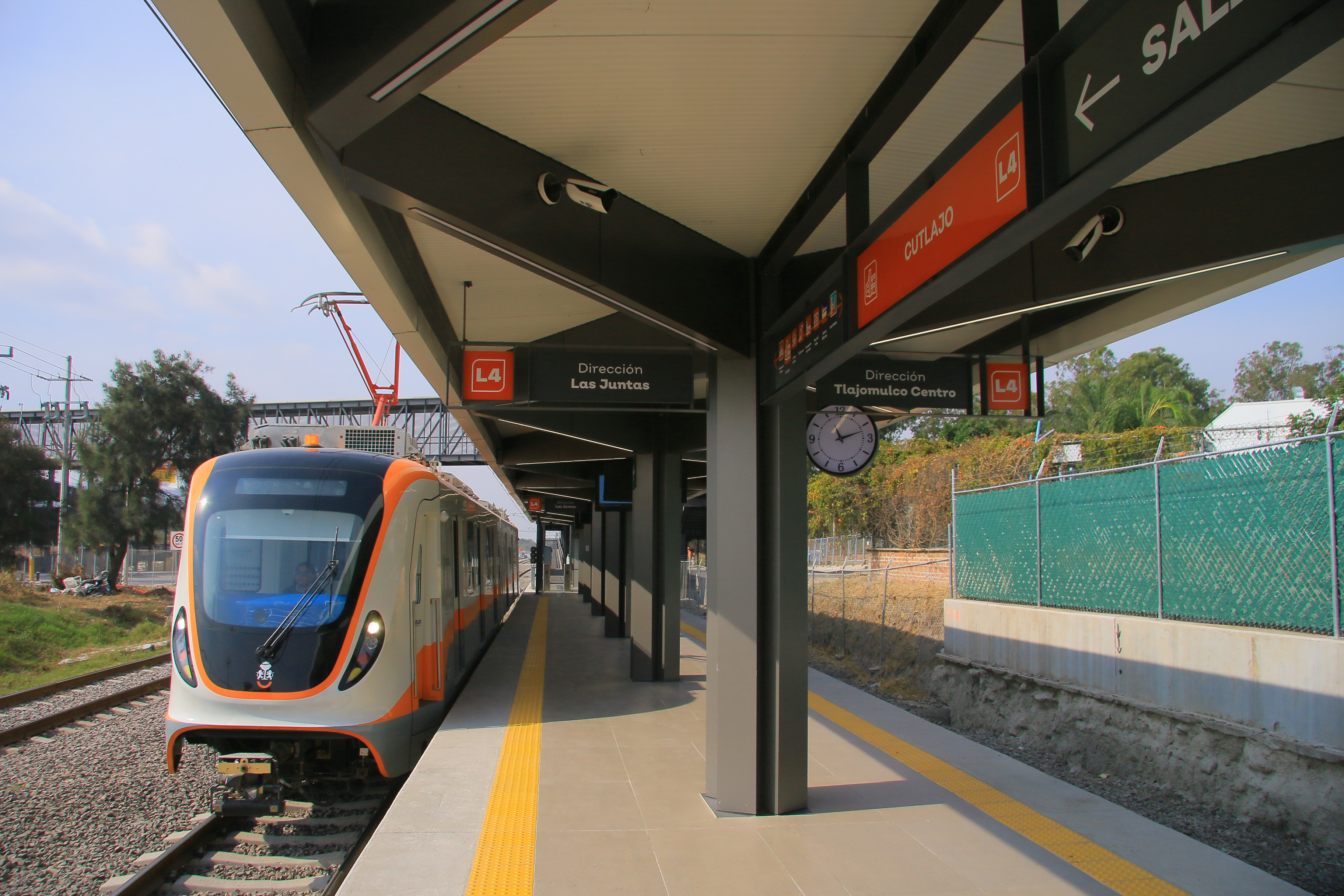 30-dic-2025--siteur--concluye-servicio-gratuito-de-lnea-4-en-sus-primeras-dos-semanas-de-operacin_55012838196_o