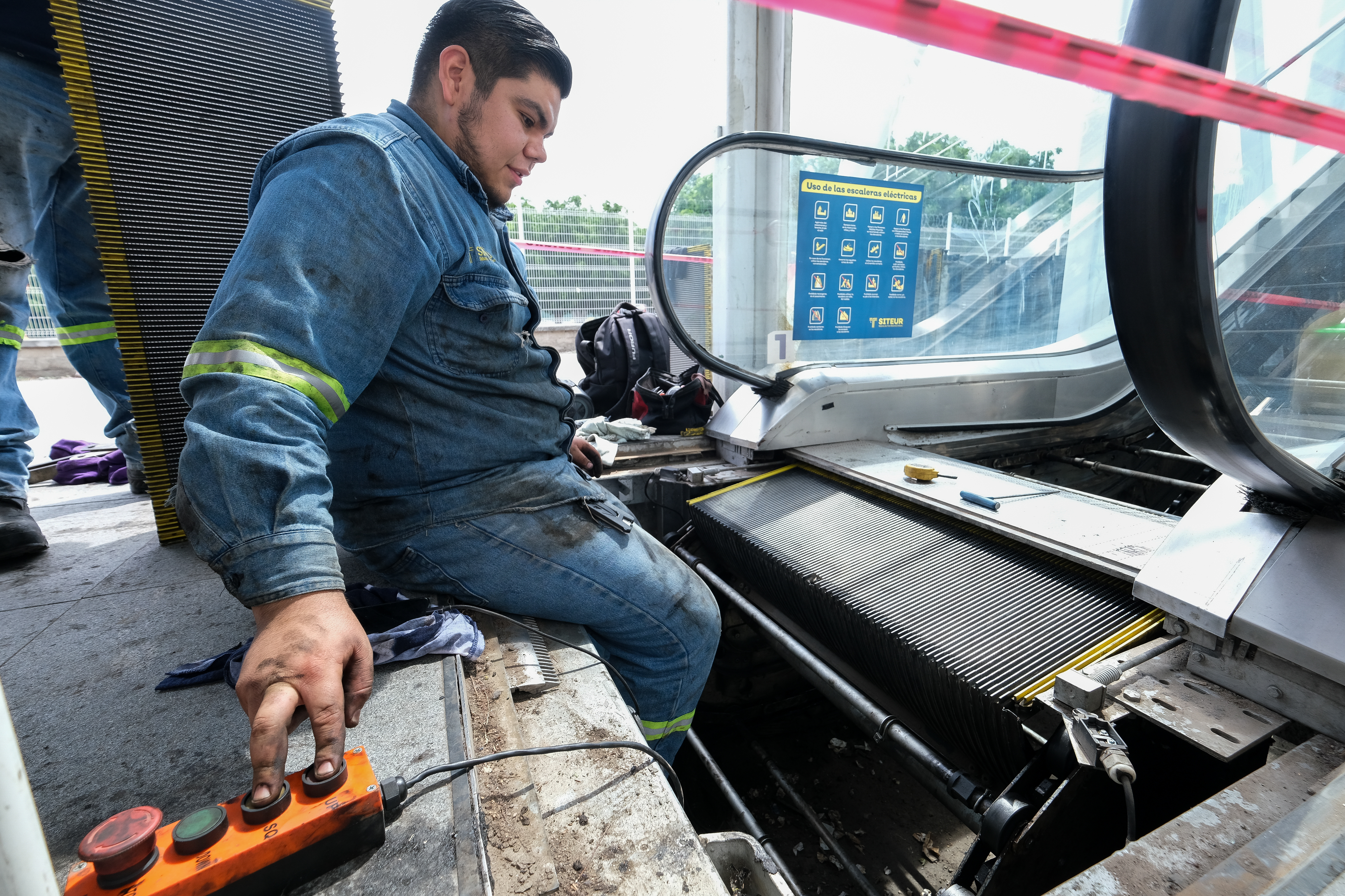 20-abril-2026--siteur--anuncia-gobierno-de-jalisco-plan-emergente-para-mantenimiento-y-modernizacin-de-elevadores-y-escaleras-elctricas-de-estaciones-del-siteur_55219883285_o
